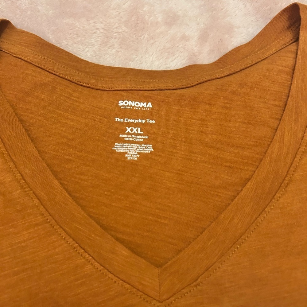❤️ ❤️5 For $20❤️ Cute and Gold Long Sleeve Top cozy❤️ - Picture 2 of 3